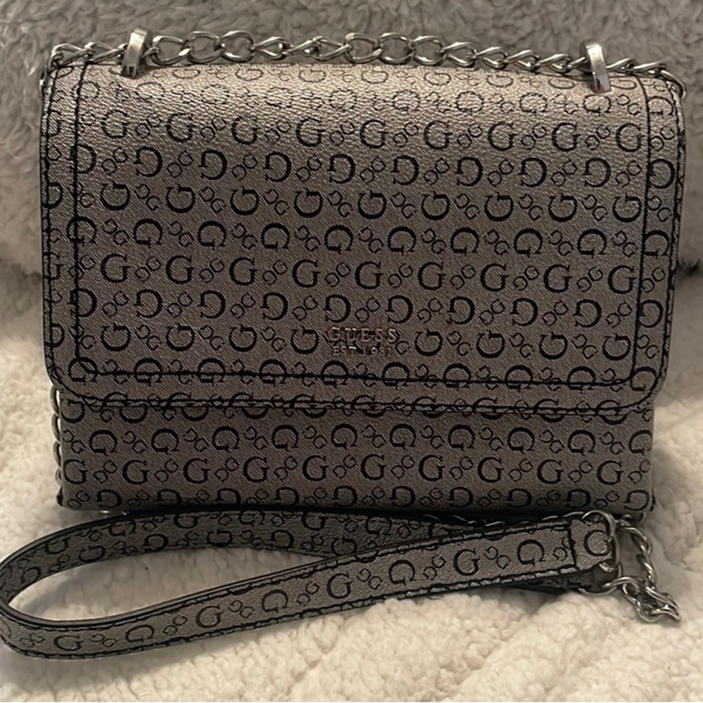 GUESS Crossbody Bag, basically brand new